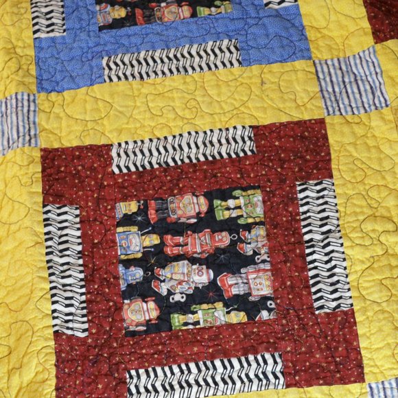 Vintage Antique Hand Made Robot Quilt Blanket 5x6 - Picture 10 of 13